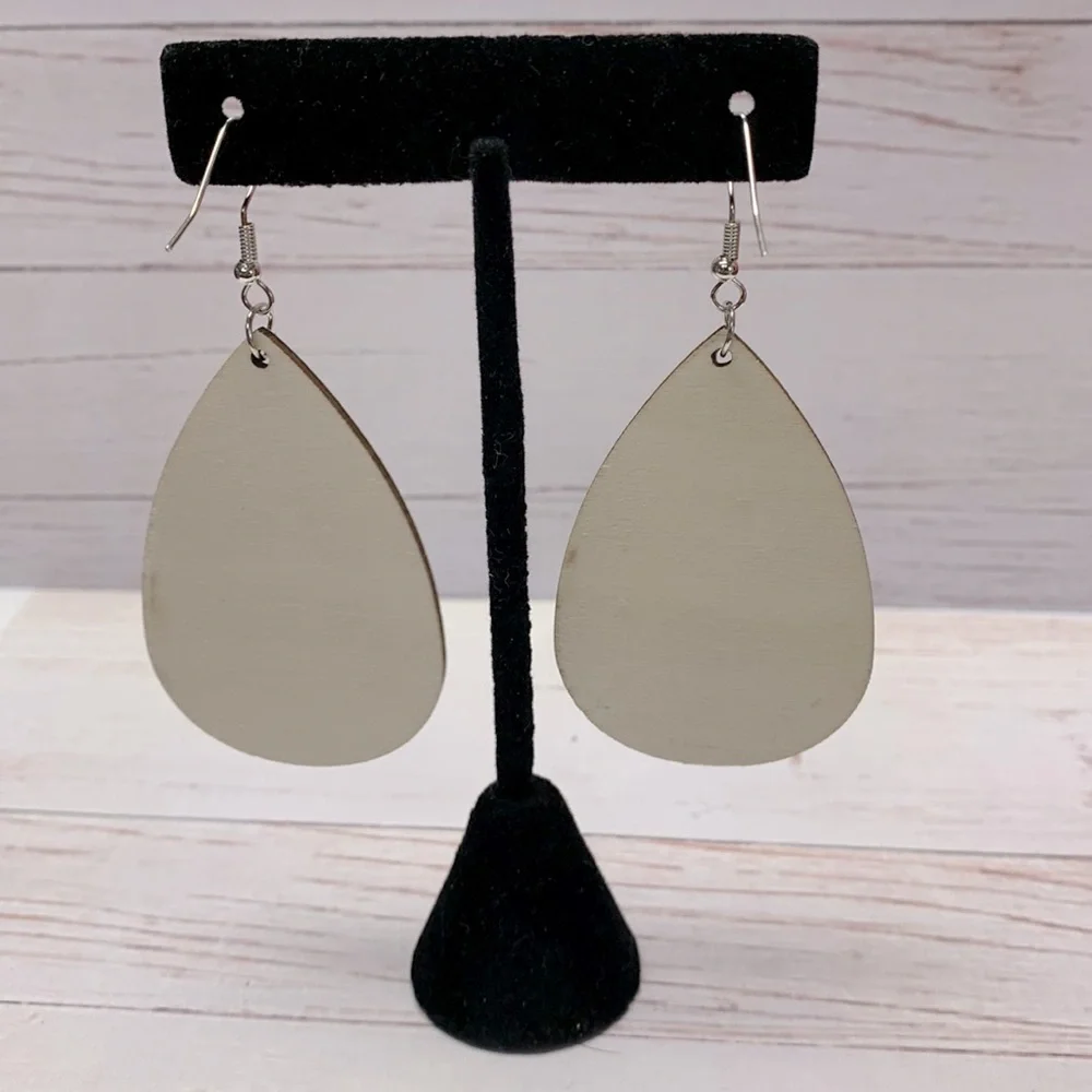 Southwestern Style Mixed Media Drop Earrings - Picture 8 of 8